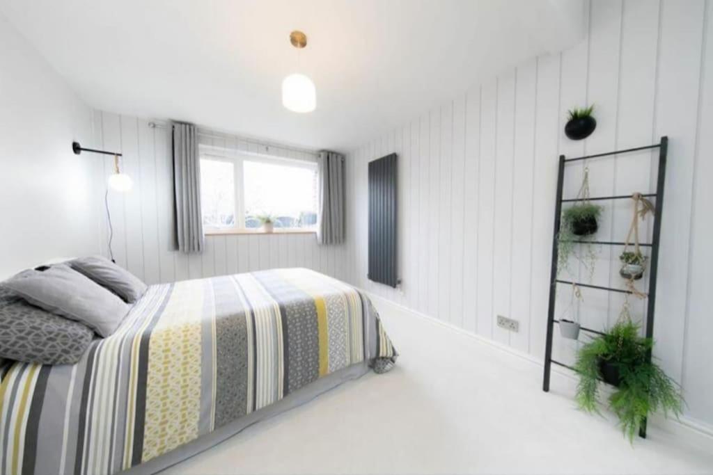 Recently Refurbished Home. Poulton-le-Fylde Bagian luar foto