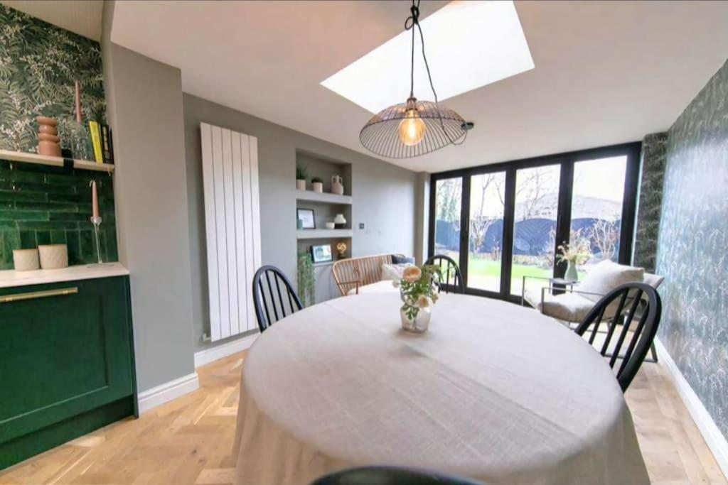 Recently Refurbished Home. Poulton-le-Fylde Bagian luar foto
