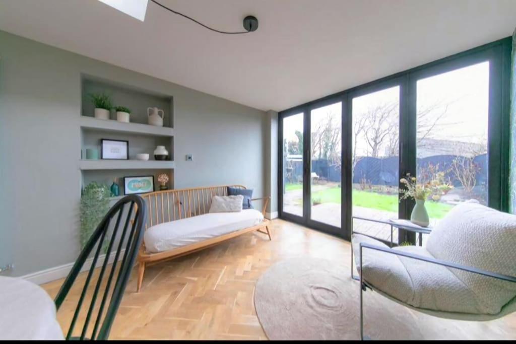 Recently Refurbished Home. Poulton-le-Fylde Bagian luar foto