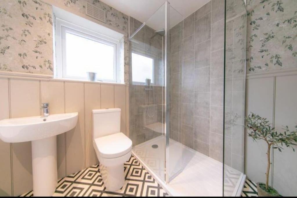 Recently Refurbished Home. Poulton-le-Fylde Bagian luar foto